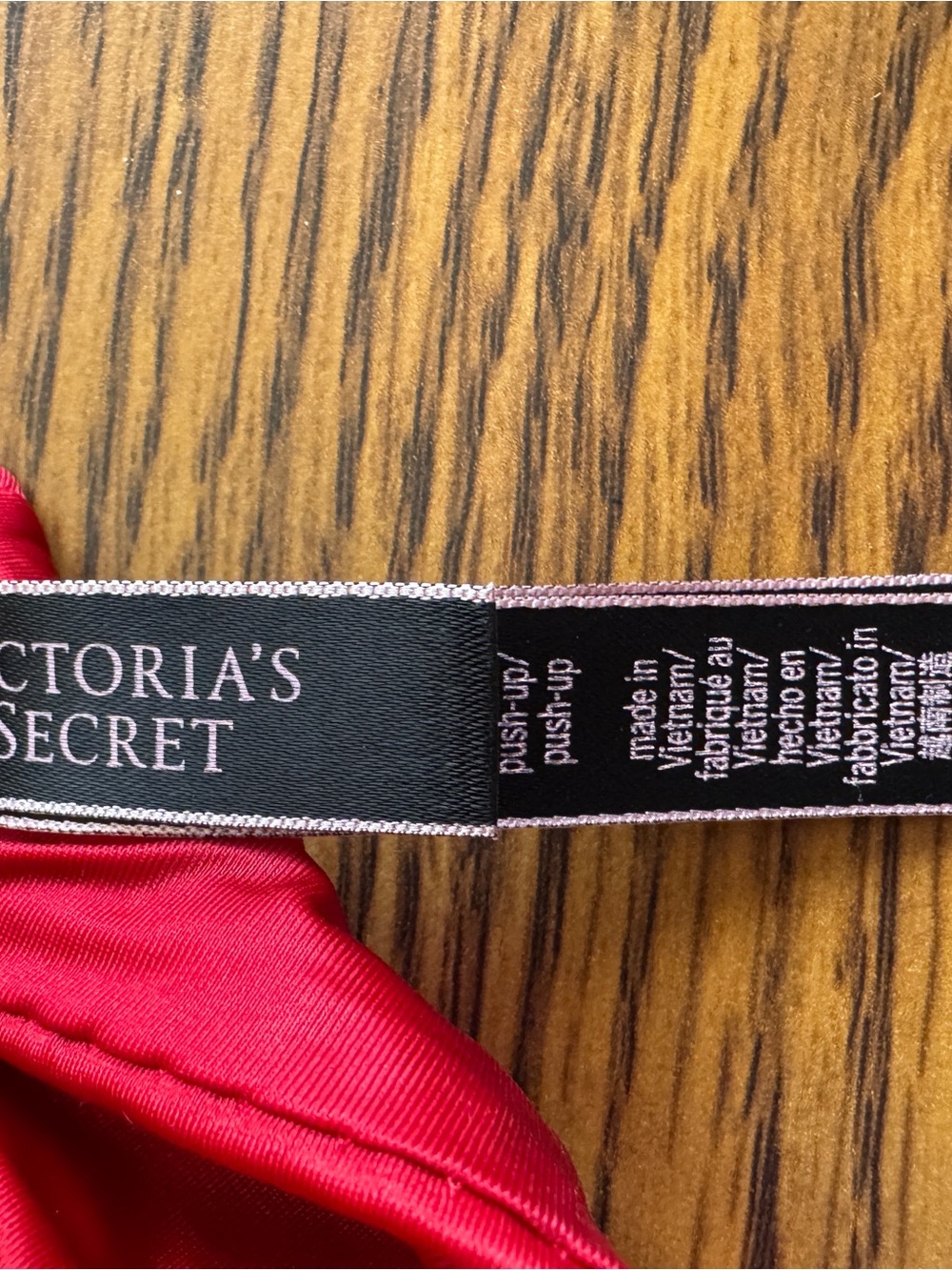 Victoria’s Secret Very Sexy Smooth Push-Up Bra in Red - 34DD NWOT - Picture 6 of 6